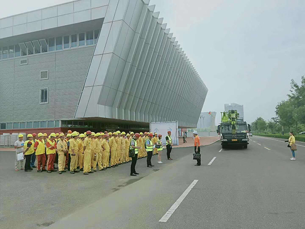 青島國際機(jī)床展會機(jī)械設(shè)備搬運(yùn)服務(wù)圖